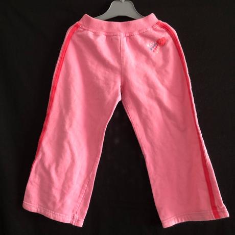 Růžové tepláky, 98