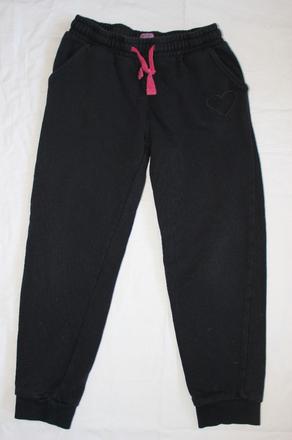 Ho50. dívčí tepláky 8-9 let, f&f,134