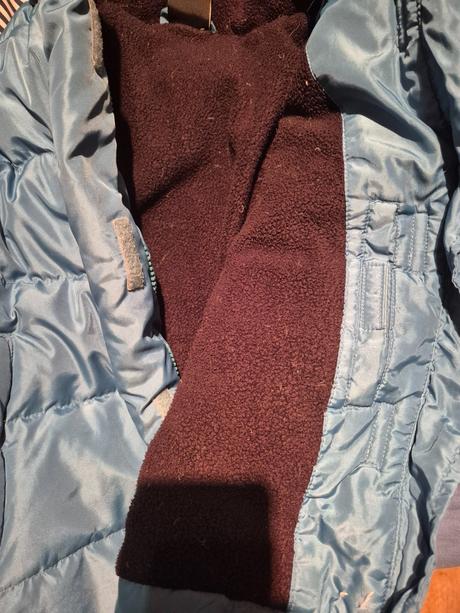 Péřová vesta gap vel. 134, gap,134