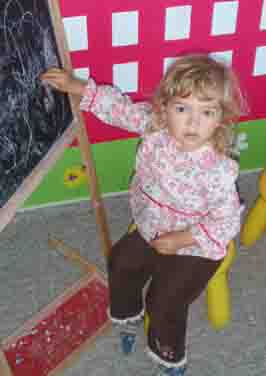  slabé manžestráky s aplikací kytiček, zn. zip zap, 80