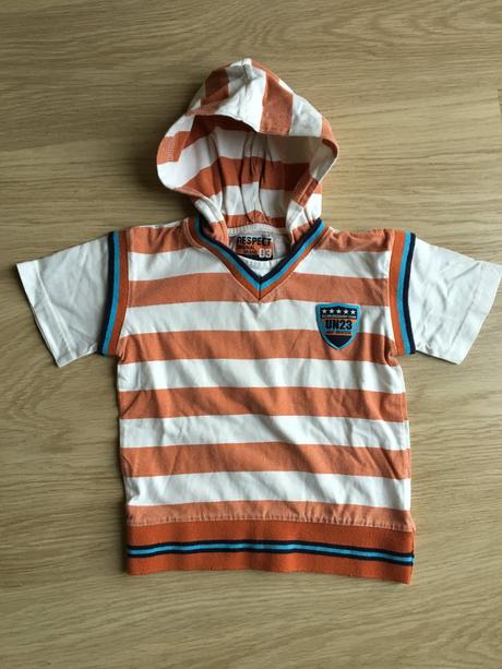 Tričko s kapucou, 104