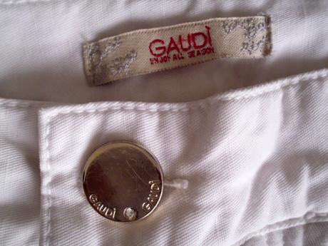 Zvonové biele, gaudi,m