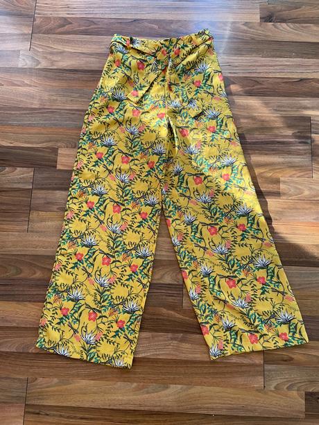 Barevné široké kalhoty s vážkou, vel není cca xs, xs