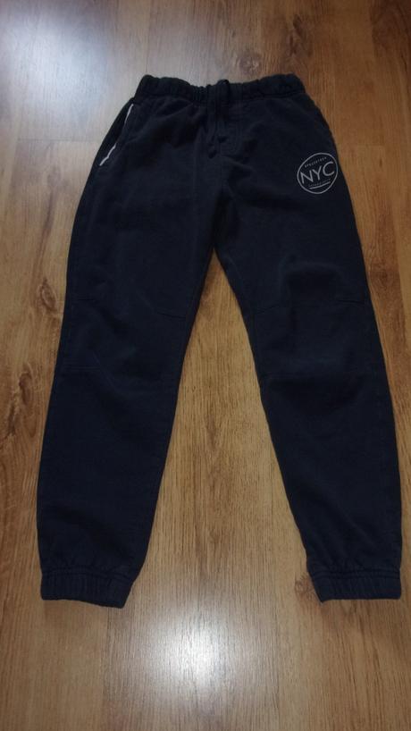 Tepláky zn. george, vel. 134/140, 134