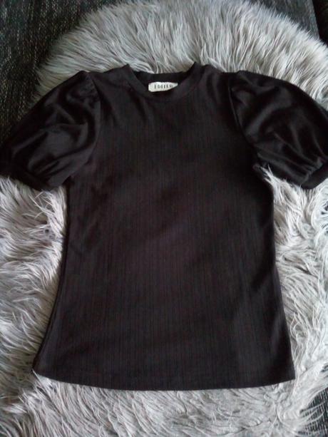 Triko topic zn.edited vel.34, xs