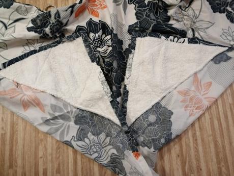 Kojící zástěra bébé au lait, 