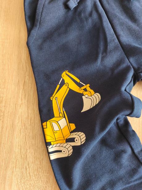 Chlapecké tepláky, lupilu,110