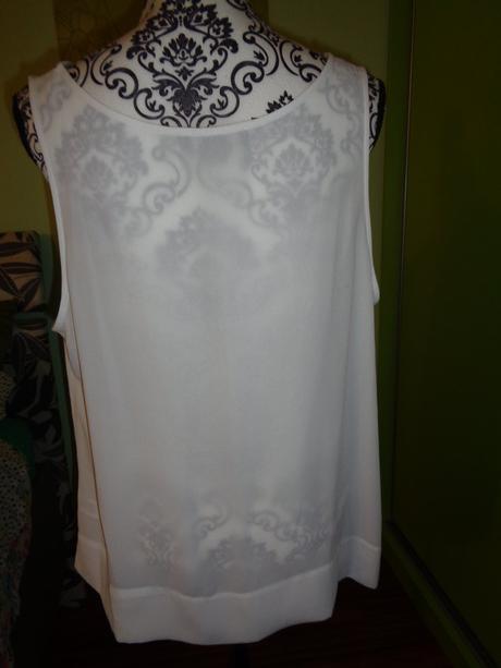 Luxusní bílý top, primark,46