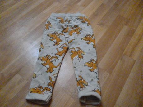 Dráčkové tepláky vel. 3-4 tu, tu,104