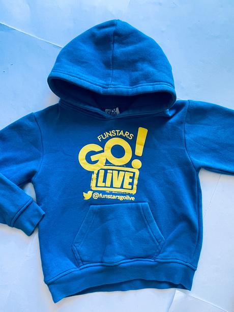 Mikina. - v.cca 4/5 let, 110