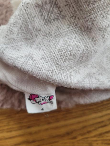 Zimní čepice s bambulkou a kamínky vel. 4roky, rdx,122