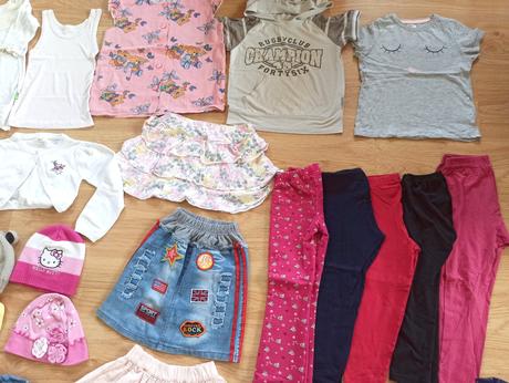 Balík mix věci na holku vel.98-110, 104–116