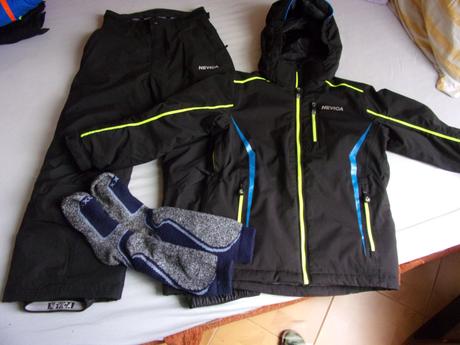Lyžařská bunda + podkolenky, 122