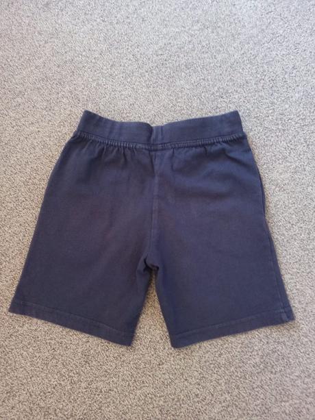 Kraťasy, lupilu,110