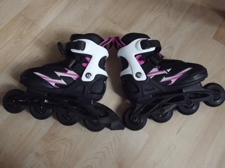 Kolečkové brusle v.32-35, zealot,32