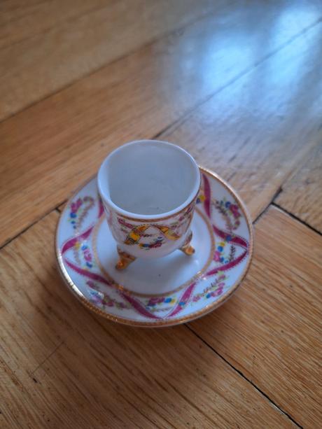 Porcelánový set hrníček a talířek miniatura, 