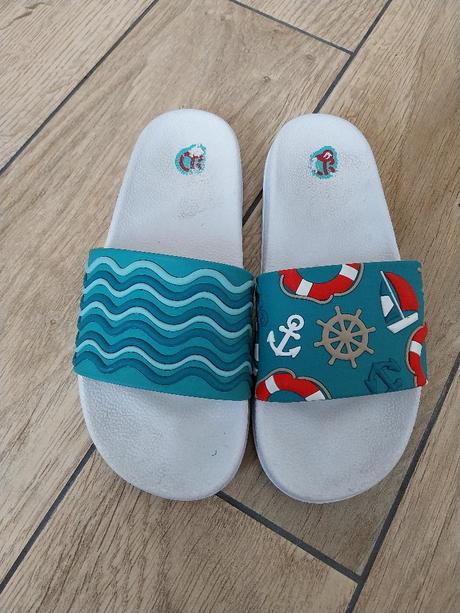 Pantofle dedoles., 34