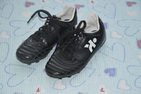 33 34 35 černé kopačky kipsta, 34