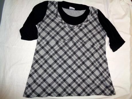 Šedočerný top 48/50, c&a,48