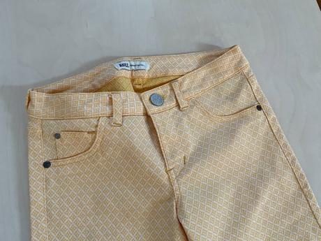 Nové žluté džíny se vzorkem, vel 26, rifle, rifle,xs