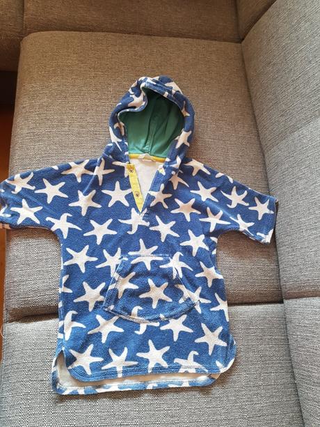 Fleesová osuška, značka ani velikost neuvedena.,