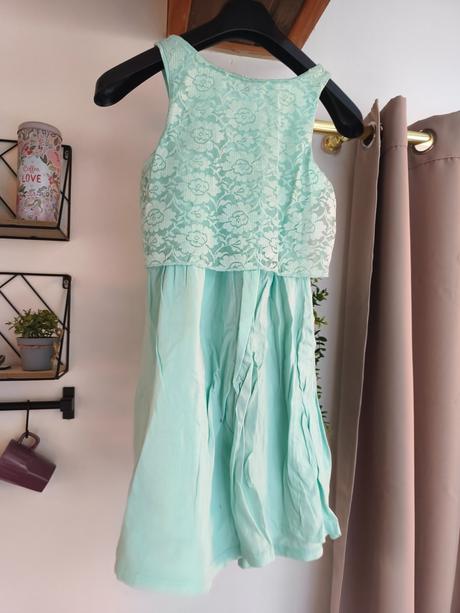 Mint šaty s krajkou 164/170, kik,164