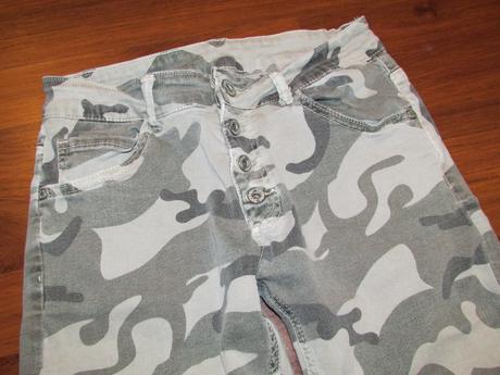 Maskáčové kalhoty, 146