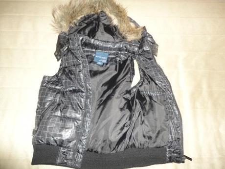Luxusní, jako nová vesta reserved, vel. 4-5 let, reserved,110