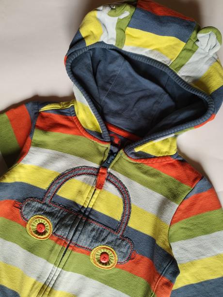 Mikina s autem, tu,86