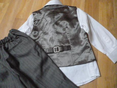 Komplet oblek vel. 18-24 m monsoon, 92