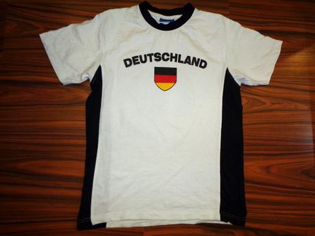 Bíločerné tričko se třináctkou, 164