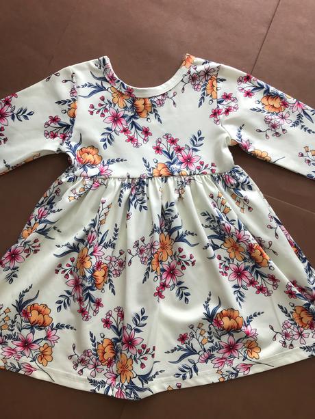 Šaty společenské - v.3/6 měs., 68