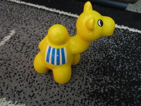 Lego primo-velbloud,