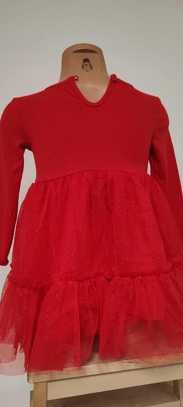 Vánoční šaty, 86