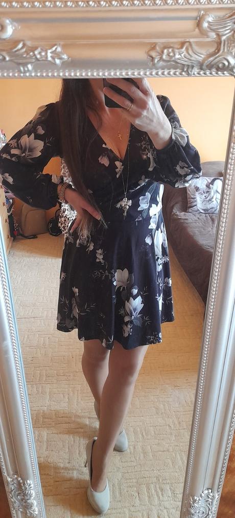 Lipsy květované šaty s dlouhými rukávy, lipsy london,42