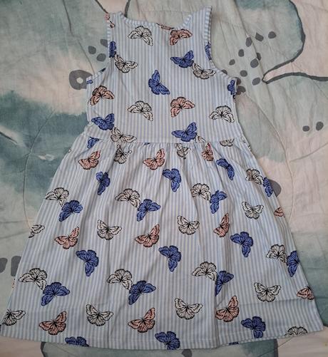 2x šaty zajíčci a motýlci, h&m,122