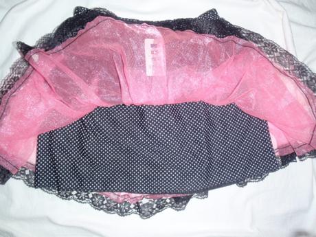 Hodně luxusní značková sukýnka, 164