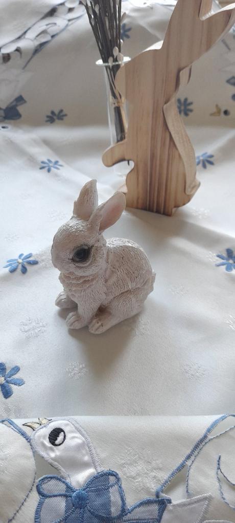 Vyšívaný ubrus velikonoční, 