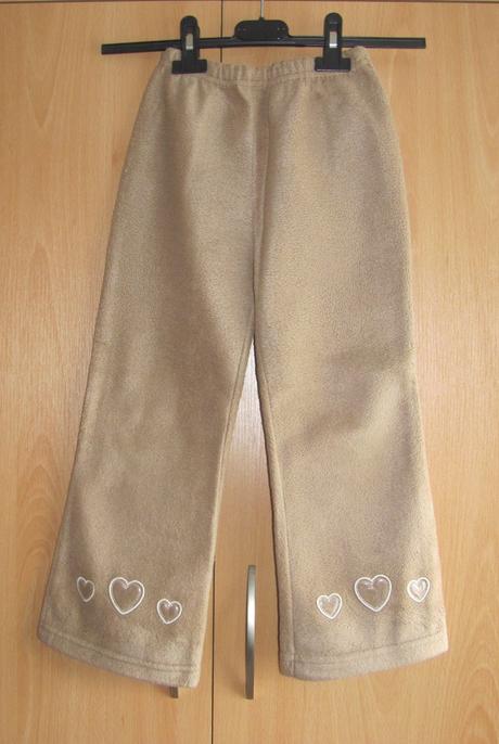 Hnědé flaušové kalhoty, 122