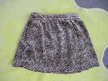 Sametová sukně, 68