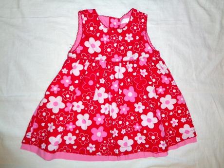 Nádherné červené květované šaty, h&m,68