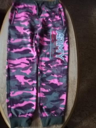 Tepláky dívčí army, vel. 140, zn. kugo., kugo,140