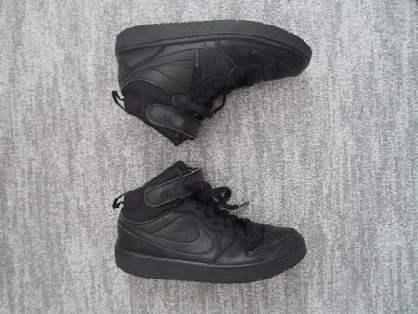 Černé kotníčkové boty tenisky botasky, nike,39