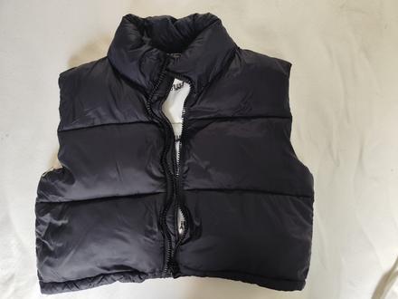 Krátká péřová vesta vel. 164, 164