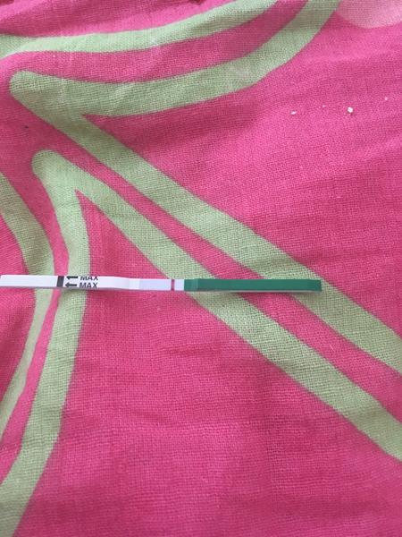 Jsem těhotná? Na testu slabá čárka