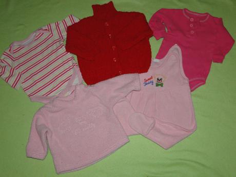 13ks balík body, mikina, svetr, čepičky v.68, 68–80