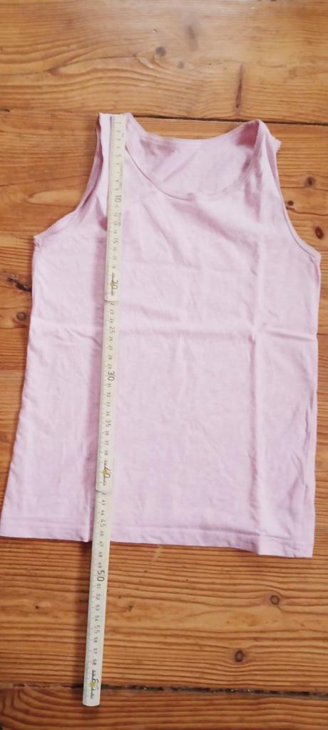 Světle růžový nátělník 122, 122