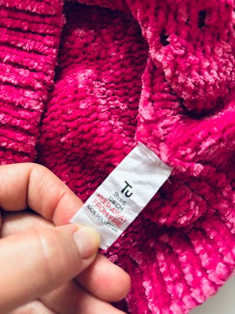 Cb/ svetr heboučký- v.7/8 let, tu,128