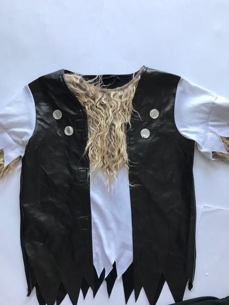 Ob/kostým - v.5/6 let, 