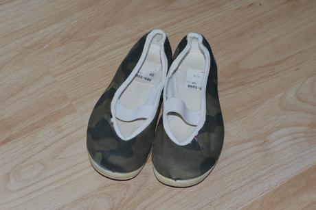 Cvicky maskacove barvy, baťa,29